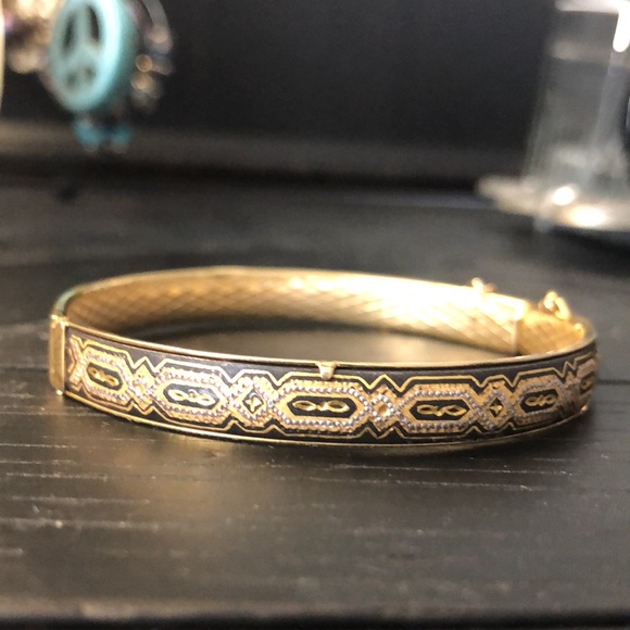 Bohemian graphic style print Gold bracelet - Picture 4 of 6